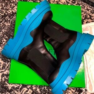 Men’s size 45. Military Calf
Barely worn